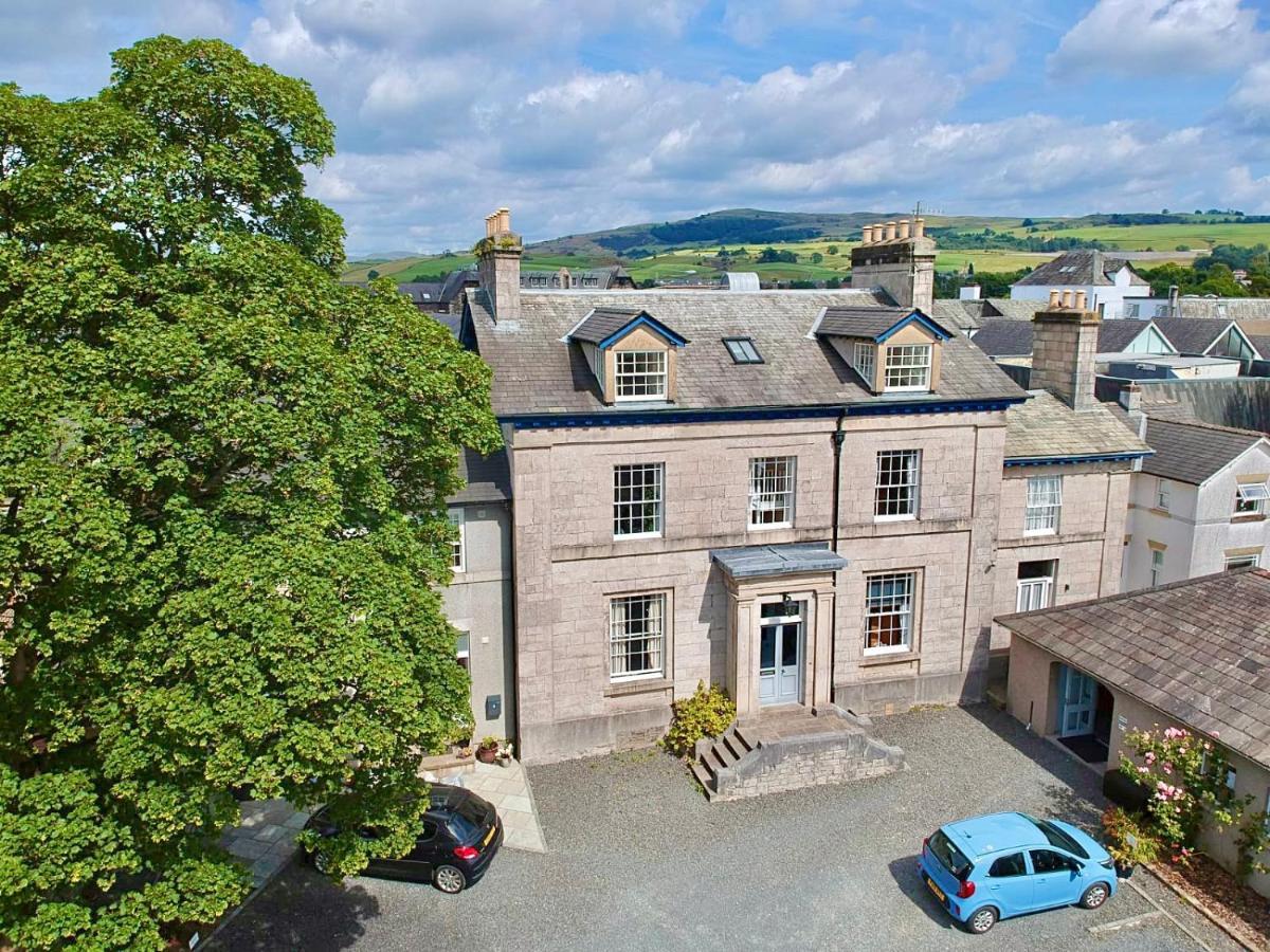 Beautiful Cottage In The Heart Of Kendal Eksteriør bilde